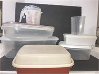 Variety of Rubbermaid and Tupperware containers