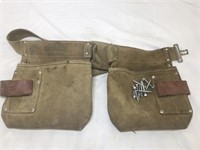 Leather carpenter’s belt with two pouches. Comes