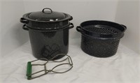 Graniteware Canning Pot, with Strainer