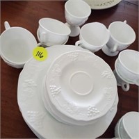 LARGE WHITE GRAPEVINE SET OF DISHES