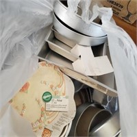LARGE BAG OF ASSORTED CAKE PANS