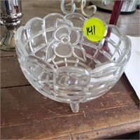 GLASS FOOTED ROSE BOWL
