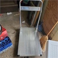 ROLLING FLATBED CART - HANDLE FOLDS DOWN