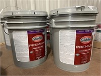 2-5 gallon Glidden Eggshell pure white interior