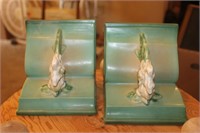 Roseville Pottery Bookends  Gardenia #659