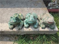 3 Concrete Frogs