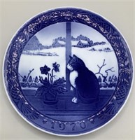 Royal Copenhagen Porcelain Collector Plate 7.25