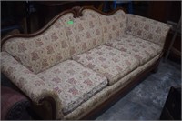 Vintage Victorian Sofa 81"