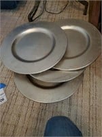 4 silver-toned plate chargers