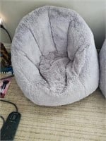 Fuzzy kid's chair