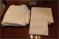 set of queen bed sheets