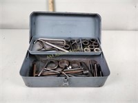Allen/hex wrenches, metal toolbox