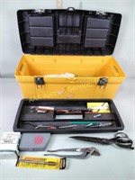 Workforce Plastic toolbox with miscellaneous