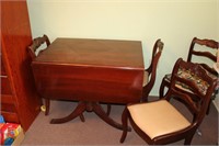DROP LEAF TABLE W/4 CHAIRS