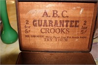 OLD CIGAR BOX