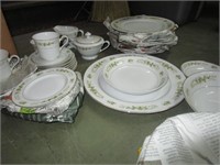 4 Piece China Setting with Cream, Sugar, & Extra