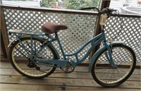 Lot #1998 - Vintage Schwinn Cruiser bicycle