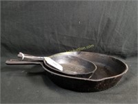 10in & 7in Cast Iron Skillets