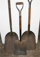 3 Shovels