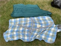 2 cooler blankets 84" blue & 72" green