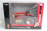 IH FARMALL 806 TRACTOR 1/16