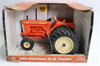 ALLIS-CHALMERS D-21 TRACTOR 1/16
