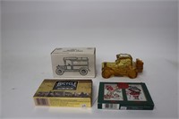 AVON GLASS PACKARD ROADSTER AND PLAYING CARD