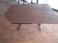 Table 48'' x 60''