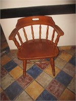 Chaise de taverne en bois solide