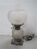 Electrified oil lamp w/ etched shade 15"