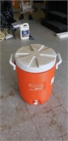 Igloo 5 gallon cooler