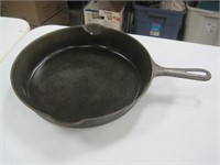 Griswold #9 small logo-#710c-fry pan