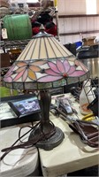 Stain Glass Table Lamp 2 Small Cracks