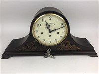 Vtg New England Clock Wind Up Mantle Clock