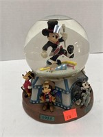Mickey Musical Snow Globe 2000