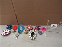 Floral Pins / Brooches (10+)