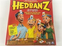 Open Box *Appears Complete Hedbanz Game