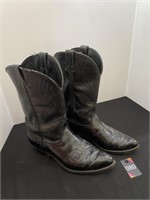 11EE Cowboy Boots