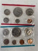 1974 Uncirculated Mint Set Both Issues