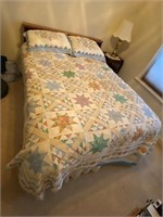 full size quilted bed spread w/shams