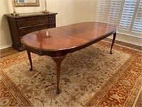 Queen Anne Mahogany Dining Room Table