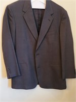 Men’s Suit Coat by Riserva, Italy. Size 44-38 reg