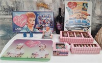 11 - I LOVE LUCY COLLECTIBLES