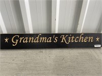 2' Wooden Sign Grandmas Kitchen