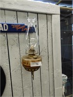 VINTAGE BRASS WALL MOUNT OIL LAMP