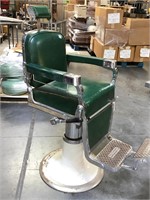 Antique Reliance Barber Chair. Working. Porcelain