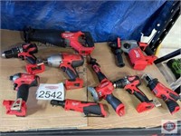 Milwaukee Lot of Milwaukee tools 10 pcs contents