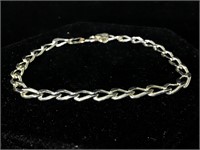 Sterling silver chain bracelet 
3 inches