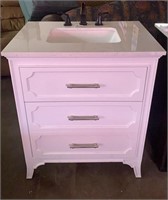 30” VANITY-WHITEW/FAUCET-SOFT CLOSE DRAWERS
