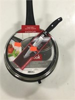 3 Qt Sauce Pan& Knife